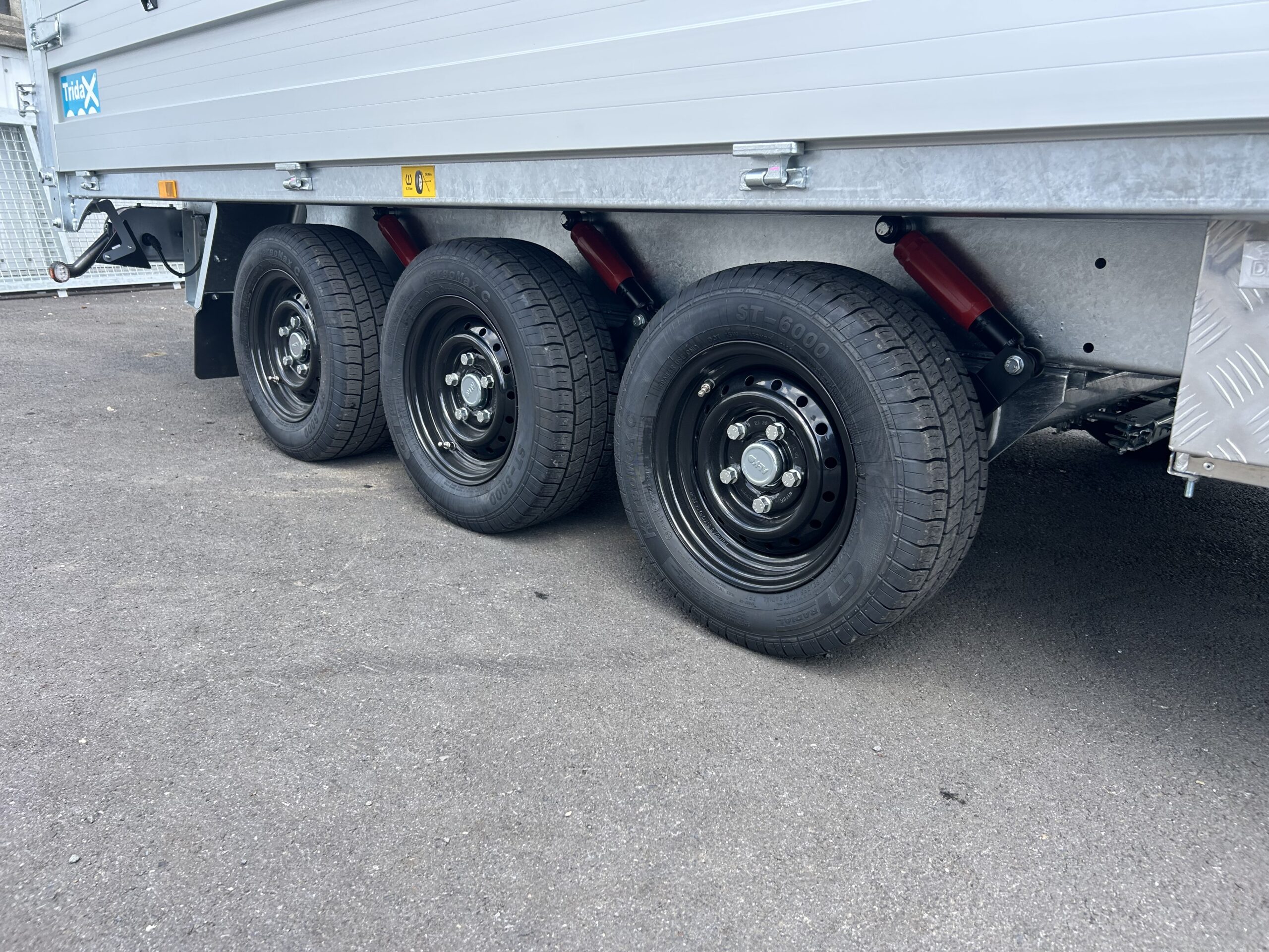 twintrailer tridax 11